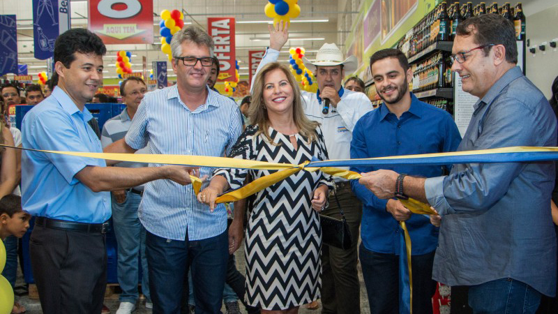 SUPERMERCADOS BH INAUGURA COM SUCESSO A NOVA LOJA EM FORMIGA/MG