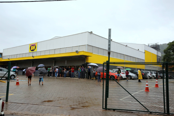 INAUGURAÇÃO DE MAIS UM SUPERMERCADOS BH EM SABARÁ