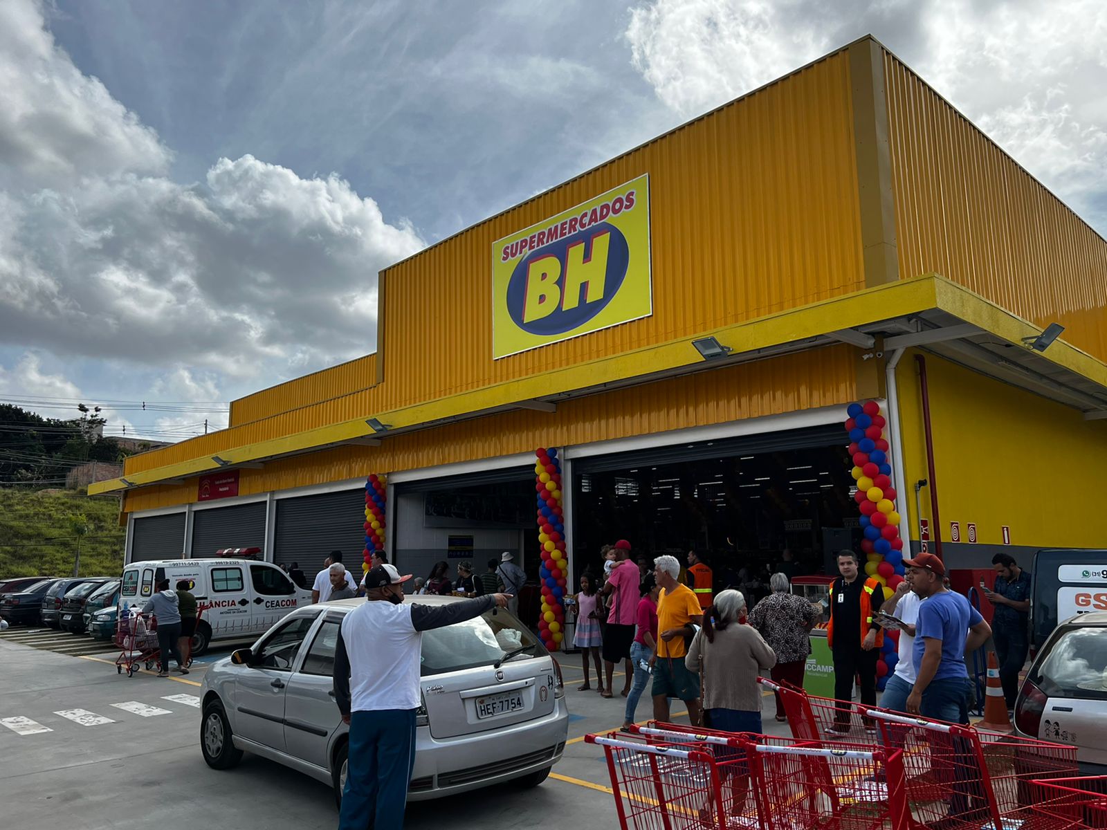 NOVA LOJA SUPERMERCADOS BH PARQUE CERRADO EM BELO HORIZONTE