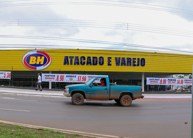 BH ATACADO E VAREJO INAUGURA MAIS UMA LOJA EM PATOS DE MINAS