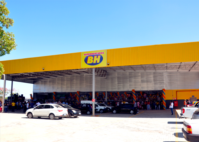 NOVO SUPERMERMERCADOS BH EM TRÊS MARIAS