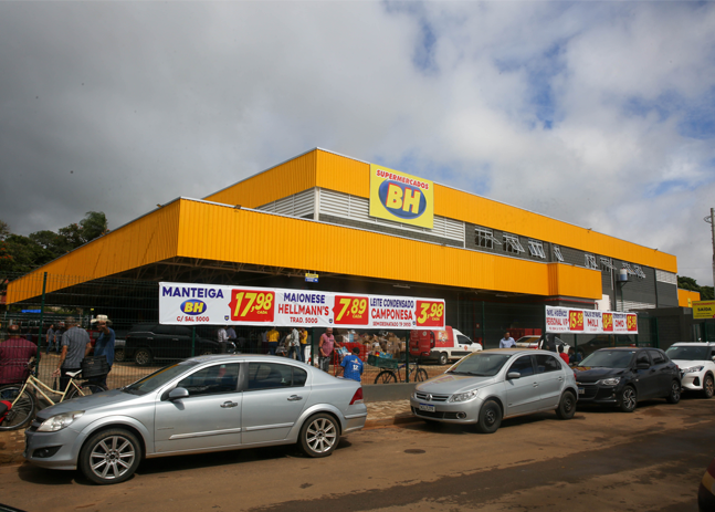 Supermercados BH celebra a chegada de sua segunda loja em Boa Esperança