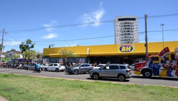 Supermercados BH inaugura primeira loja em Araguari e reforça expansão em Minas Gerais