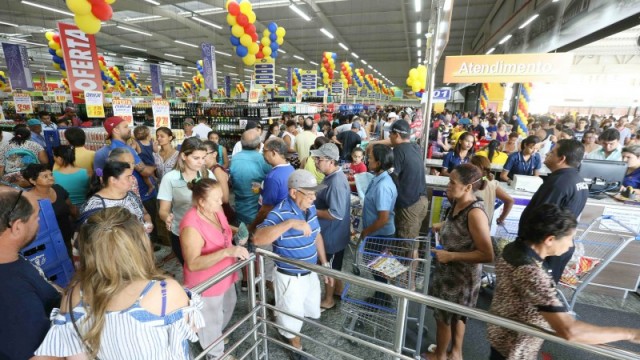 Inauguração da sexta loja de Betim